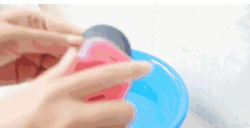 長(zhǎng)痘？閉口？粉刺？你的氣墊粉撲該洗洗啦！